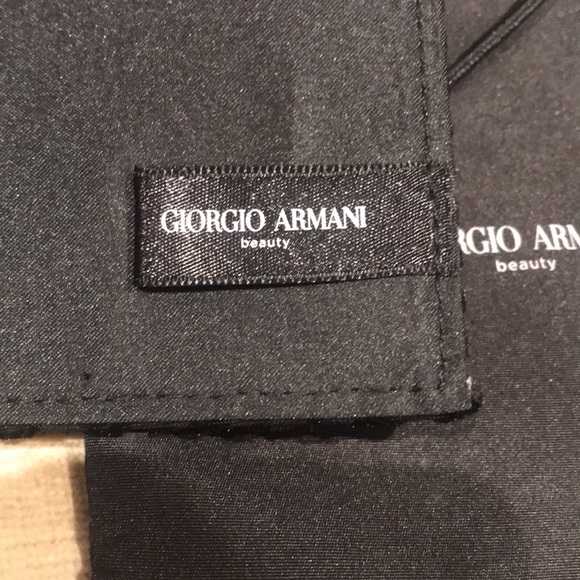 Giorgio Armani brunch holder and bag - Picture 6 of 7
